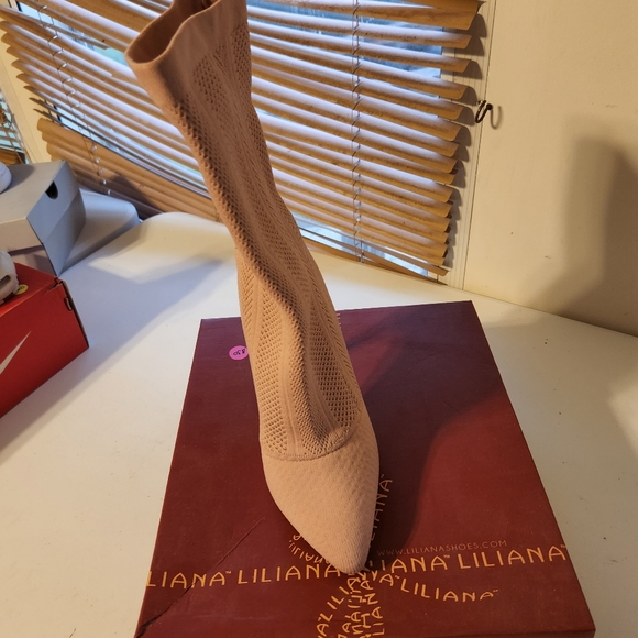 Boot heels - Picture 3 of 4